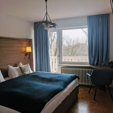 Peter Schaefer Отель Гинсхайм-Густавсбург