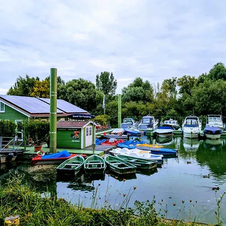 Peter Schaefer Гинсхайм-Густавсбург