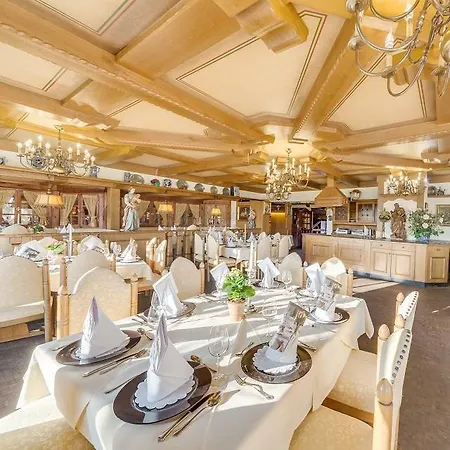 Peter Schaefer Hotel 3*