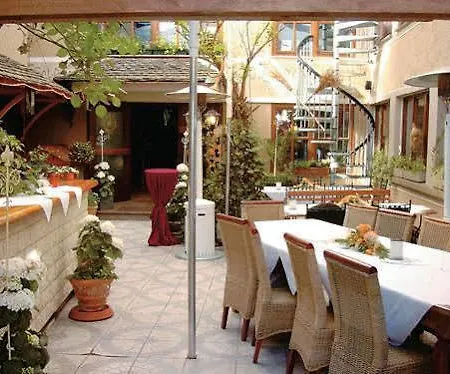 Отель Peter Schaefer 3*